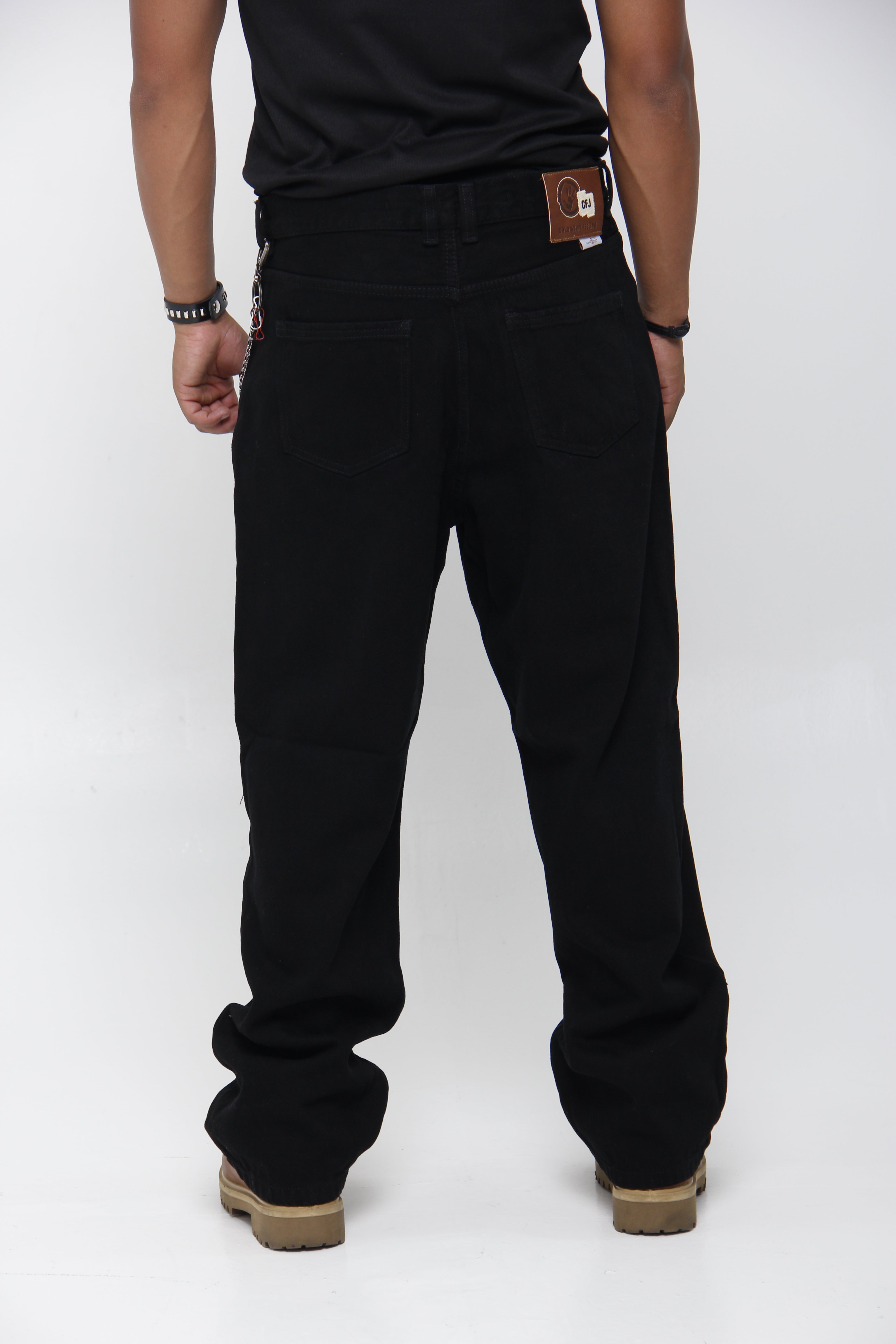 Jean Super Baggy Negro para Hombre - Corte Ultra Ancho Urbano