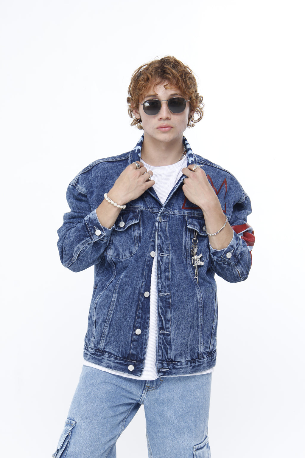 Chaqueta Denim Oversize con Gráfico Smiley y Corona