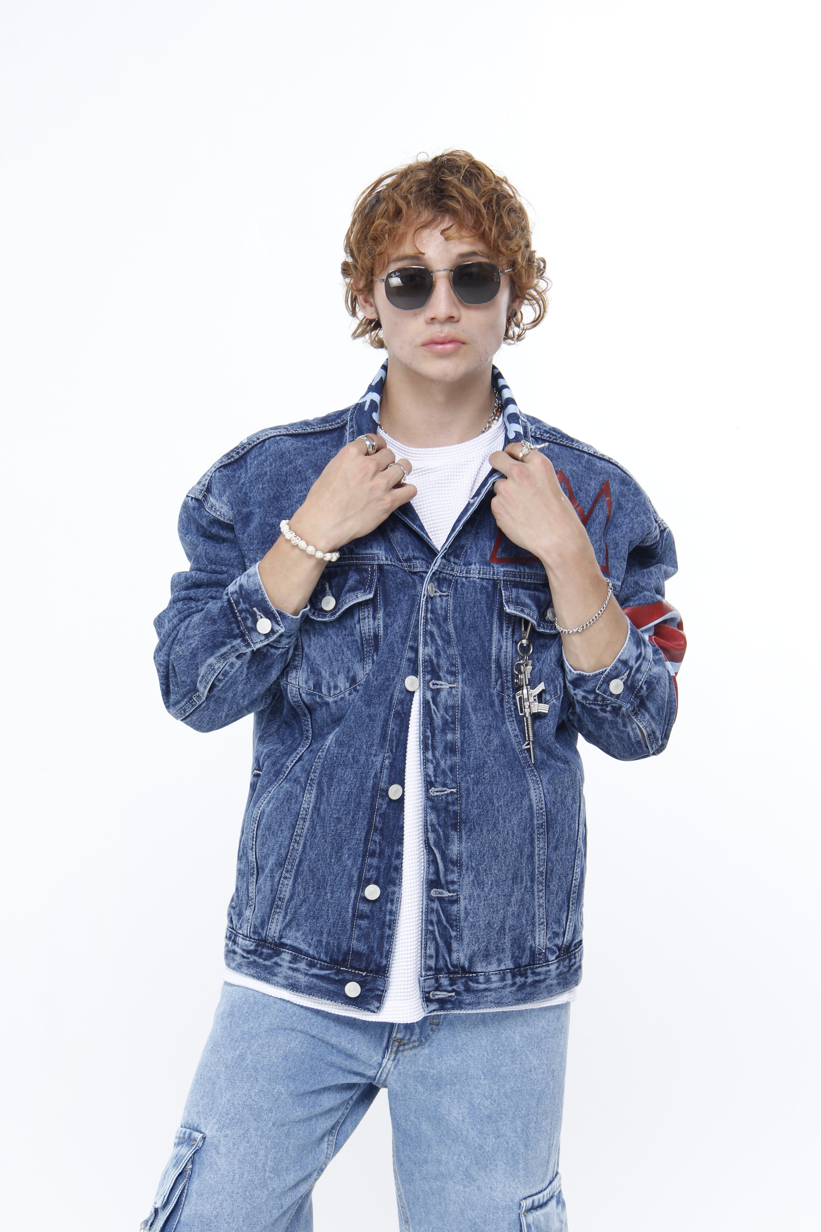 Chaqueta Denim Oversize con Gráfico Smiley y Corona