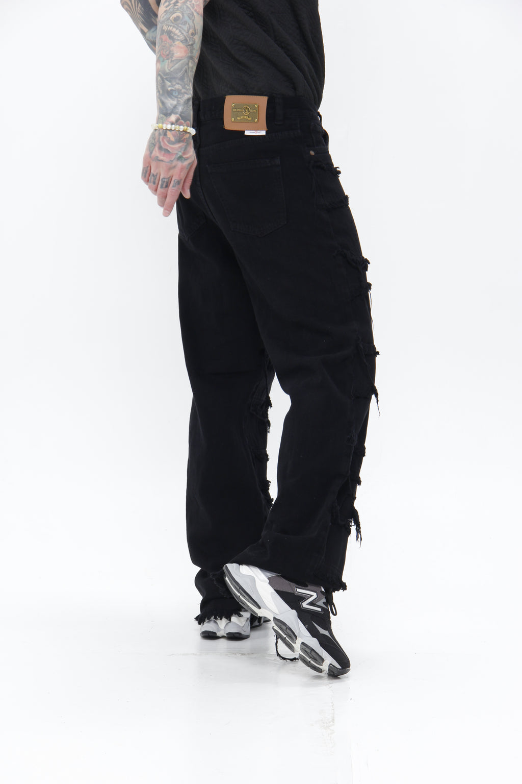 Jean Trendy Fit Negro Desconstruido – Pantalón Denim de Flecos Estilo Urbano