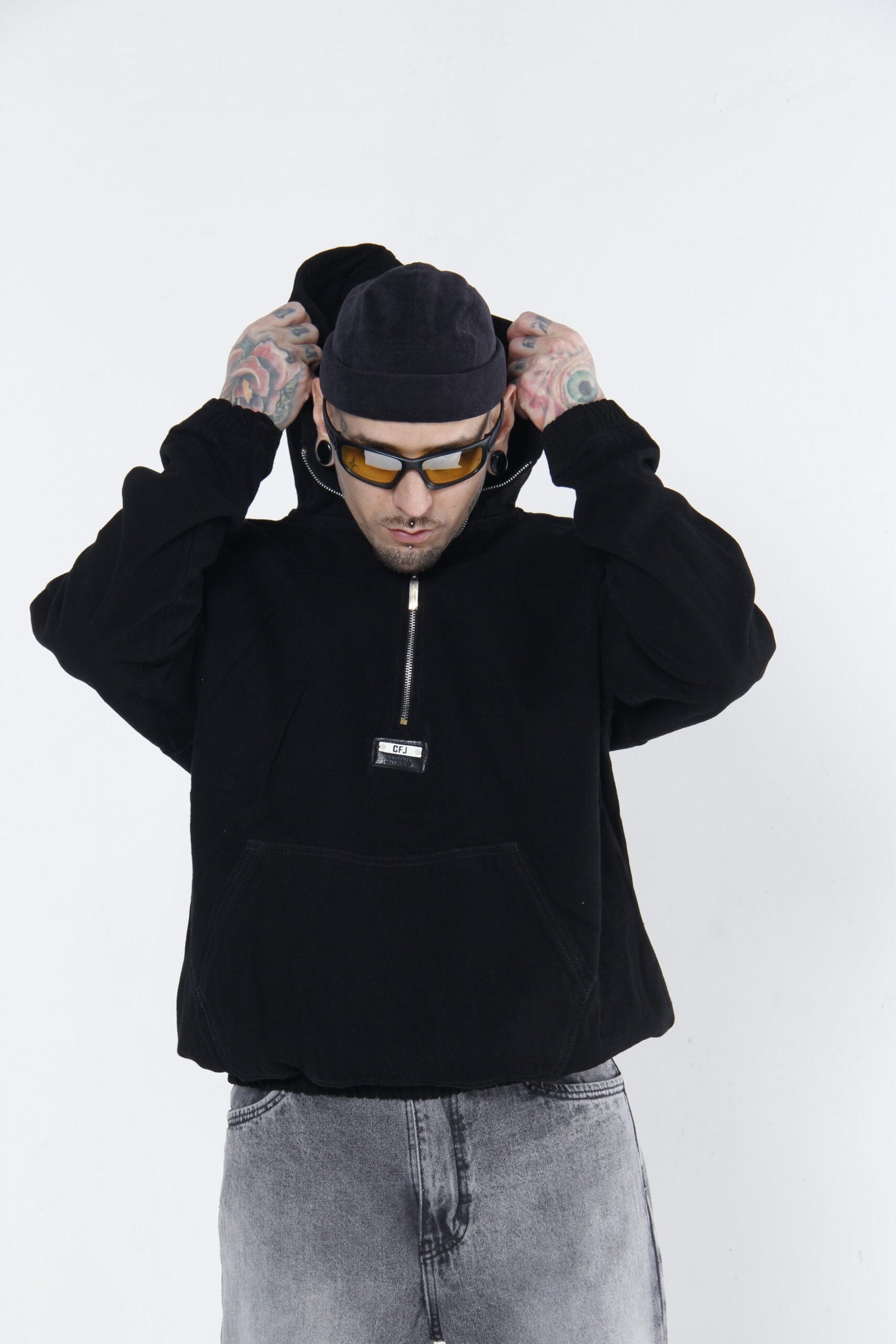 Hoodie Denim Half-Zip   - Chamarra Canguro Oversized Negro y Gris Oscuro