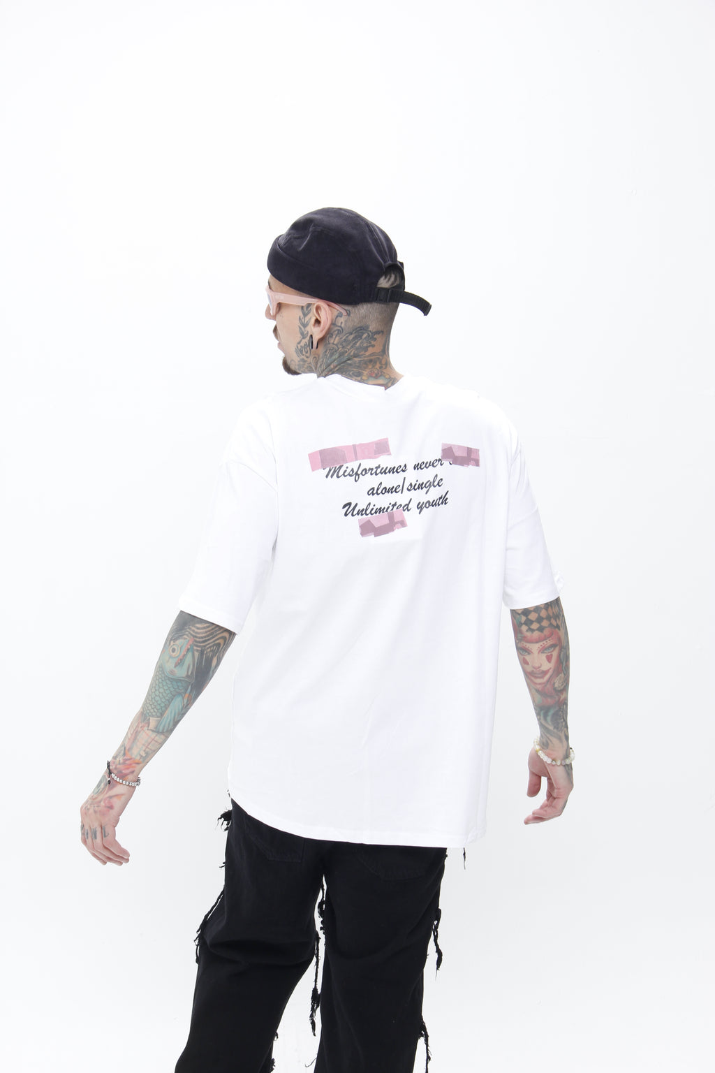 Camiseta Heavyweight "Tape Me Up"