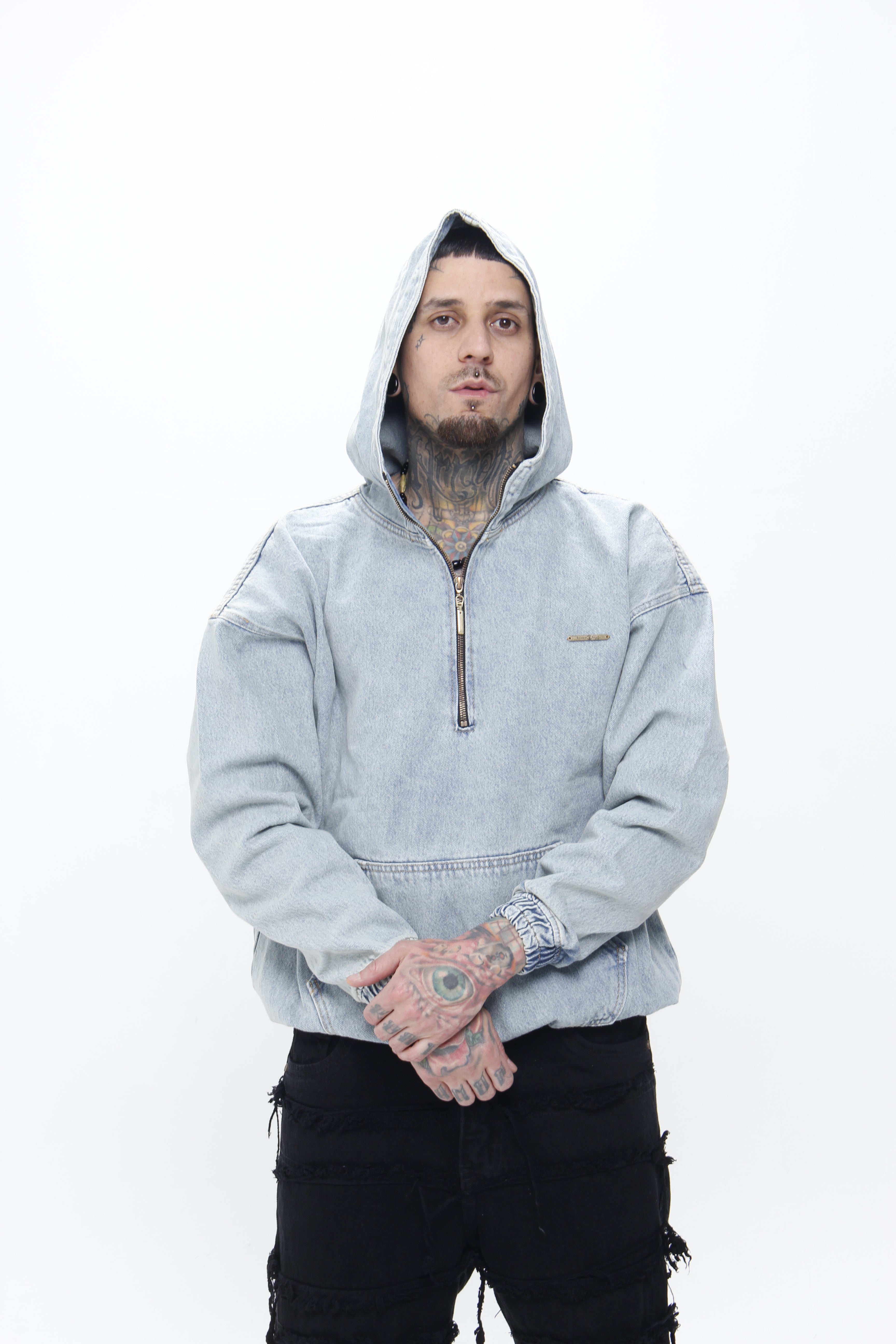 Buso Denim Hoodie – Sudadera denim con Cremallera Media, Capota y Bolsillo Canguro Estilo Streetwear