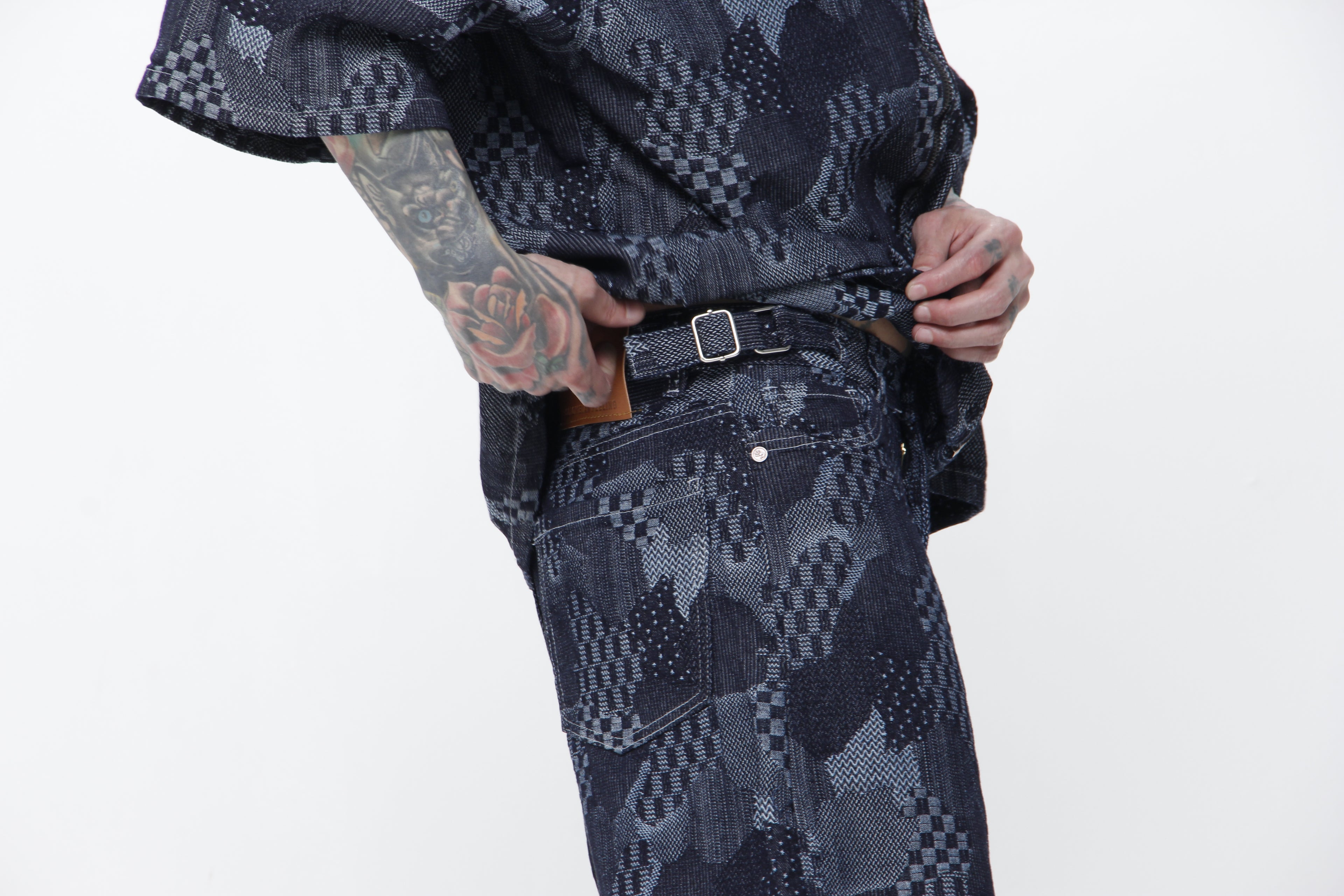 Pantalón jackard Oscuro