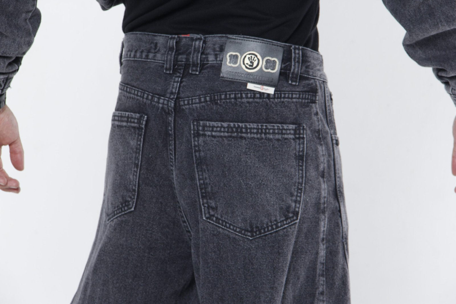 Jeans Hombre Extreme Baggy (Wide Leg) - Negro Lavado Estilo Skate 90s