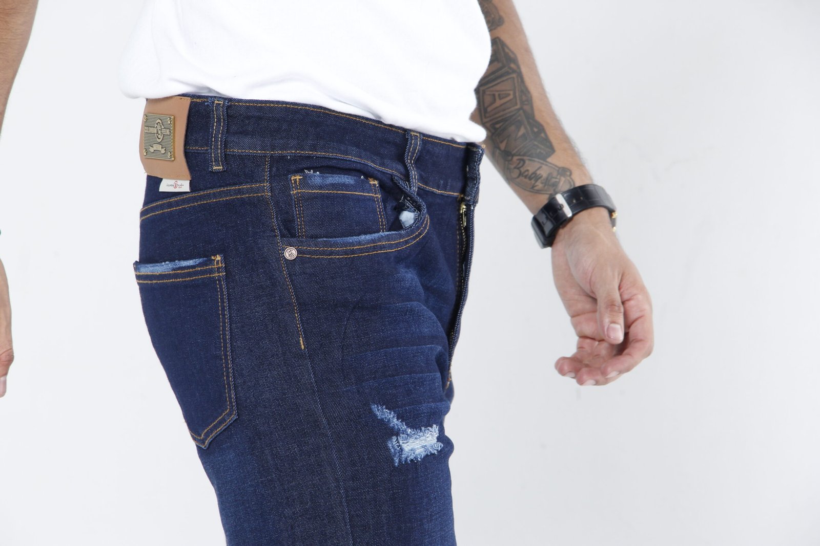 Jeans Hombre Slim Fit Tono Azul Industrial - Tela Stretch con Micro-Roturas