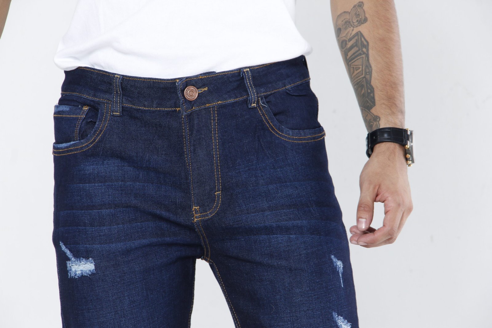 Jeans Hombre Slim Fit Tono Azul Industrial - Tela Stretch con Micro-Roturas