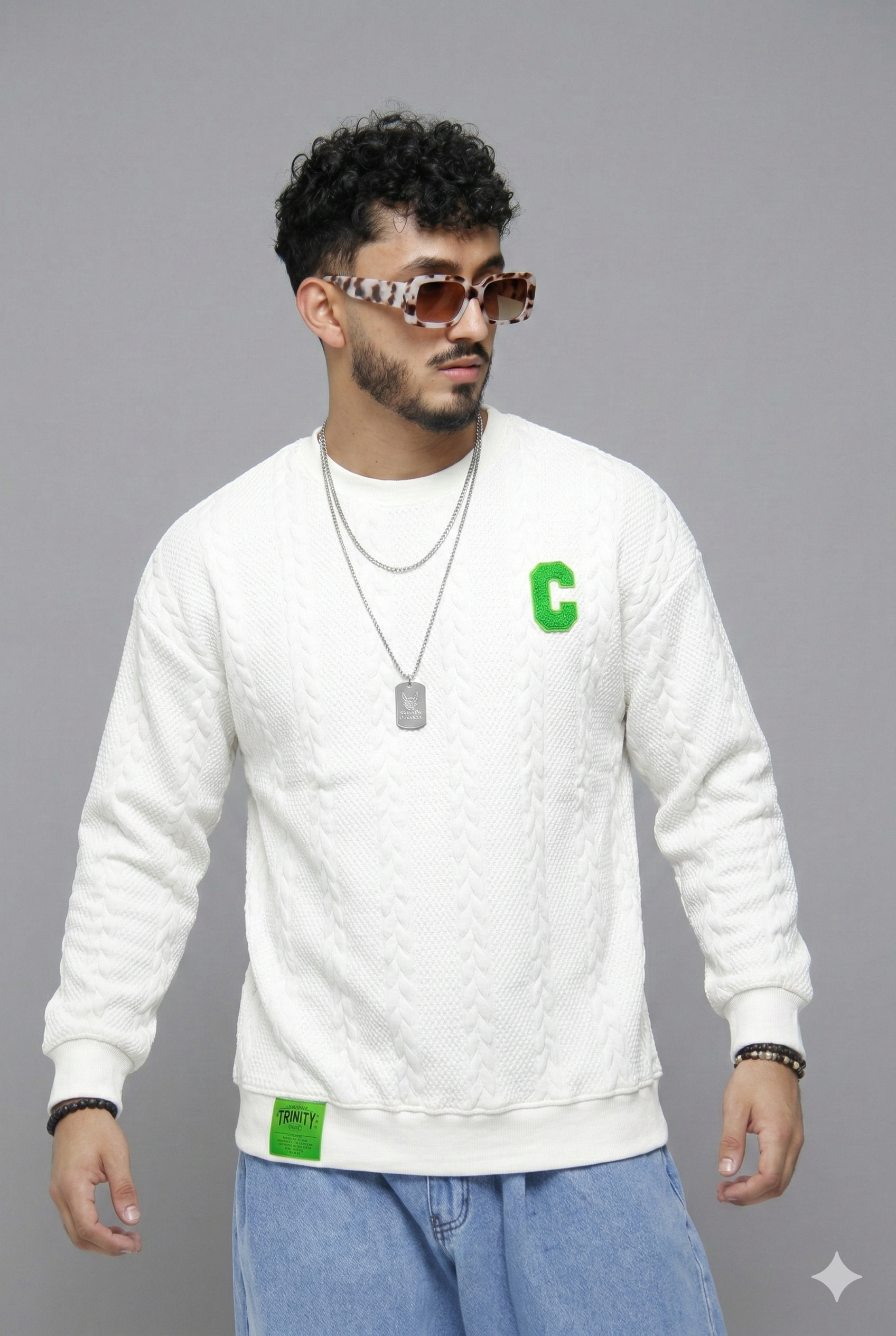 Buzo Blanco Texturizado "Varsity C"