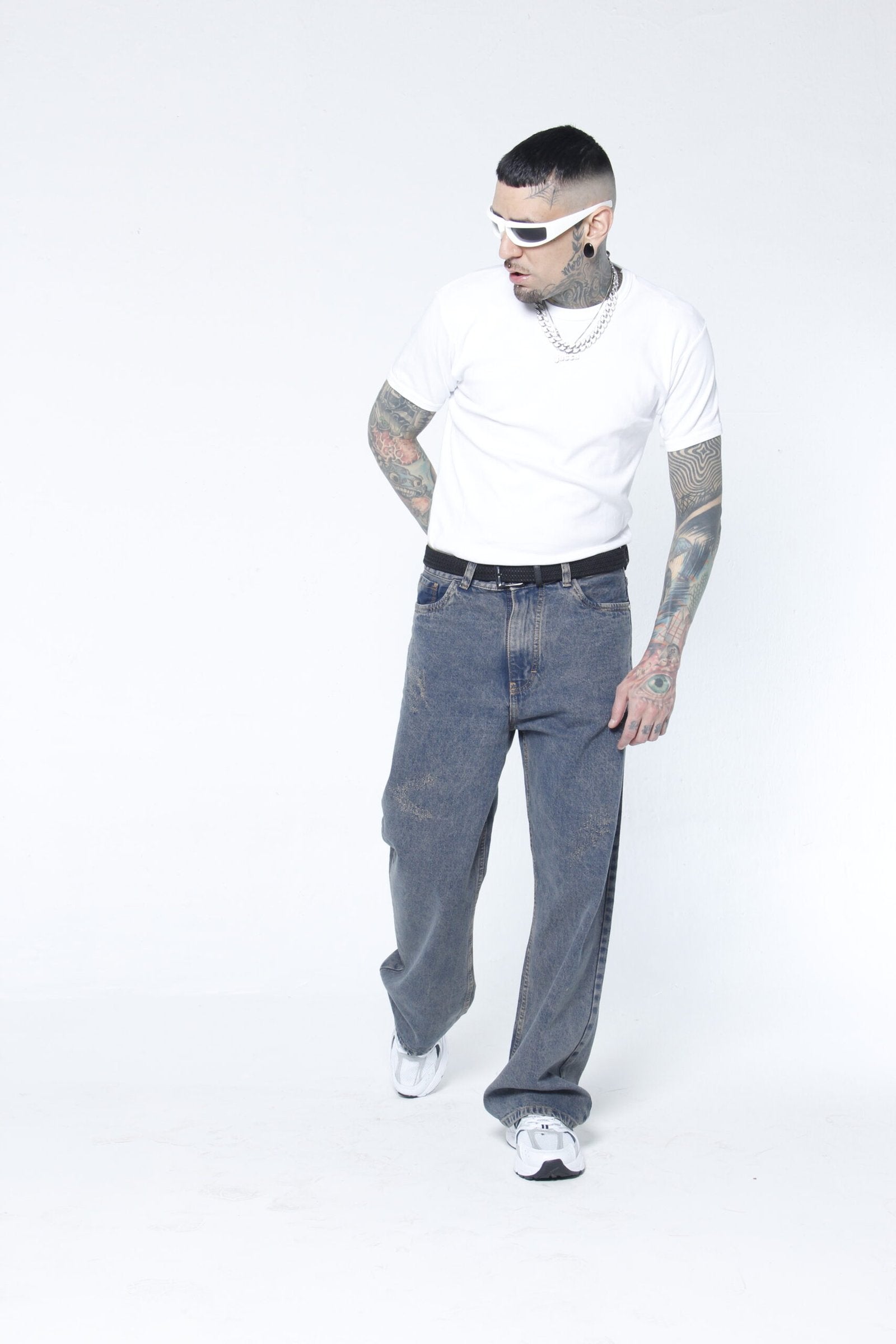 Jeans Hombre Trendy Fit Tono Índigo Violeta - Azul Dirty