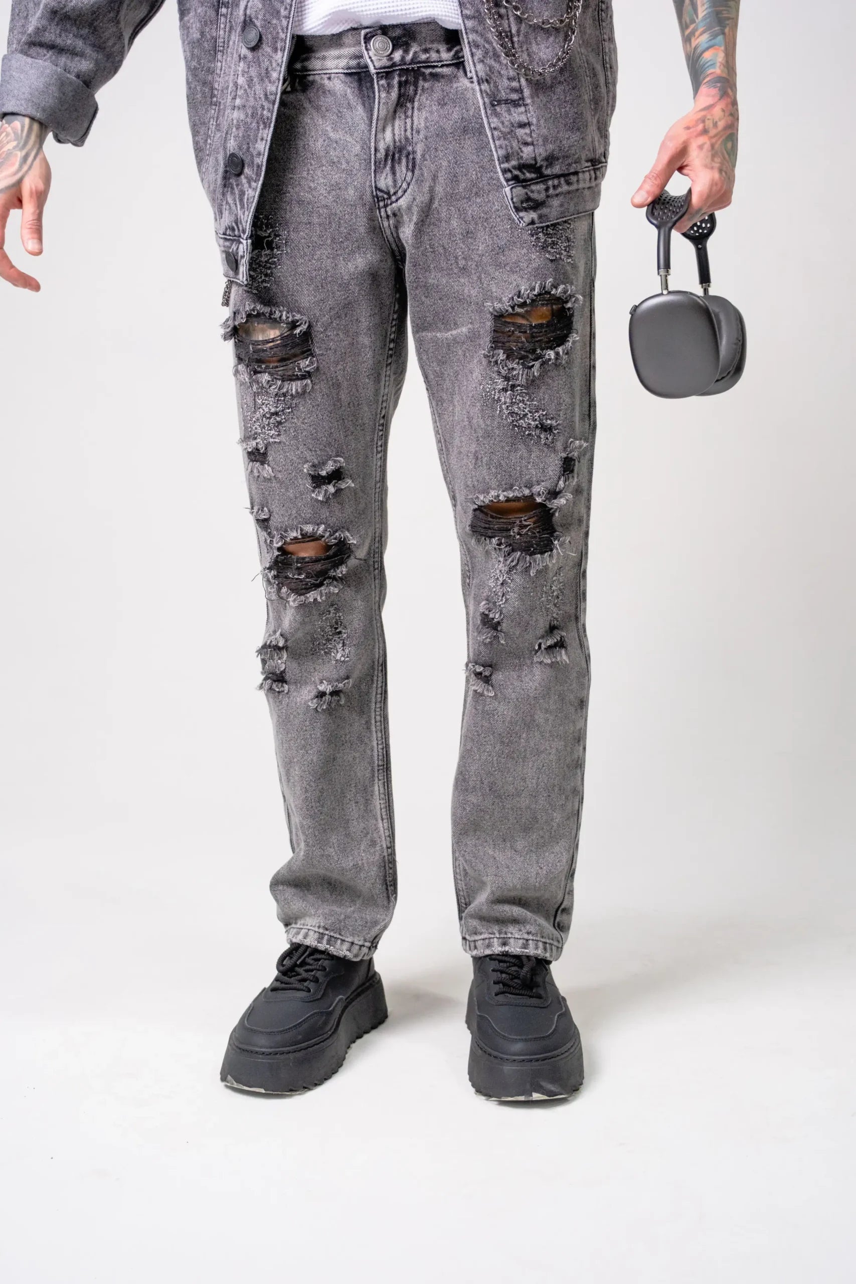 Jean gris claro rasgado para hombre - corte recto urbano