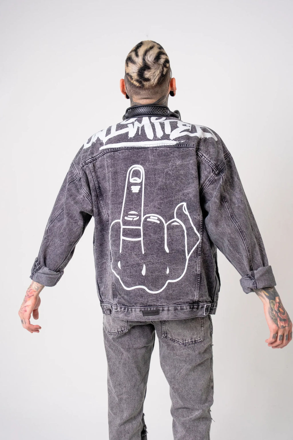 Chaqueta Oversize Denim Gris “Unlimited” con Gráfico Backprint