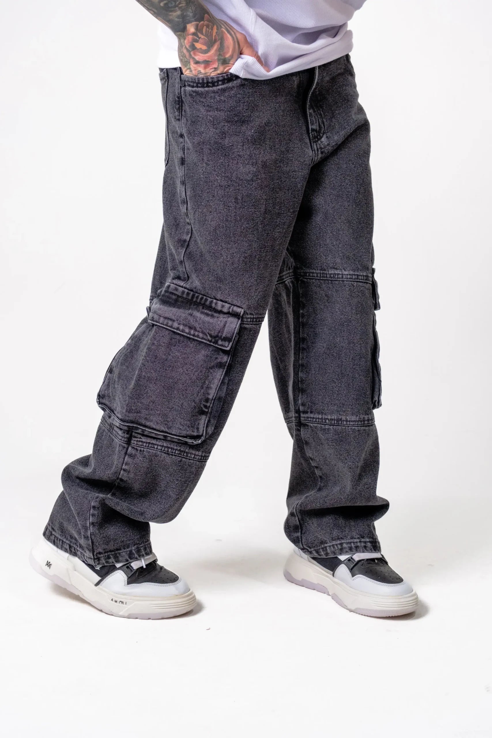Pantalón Cargo Negro Oversized
