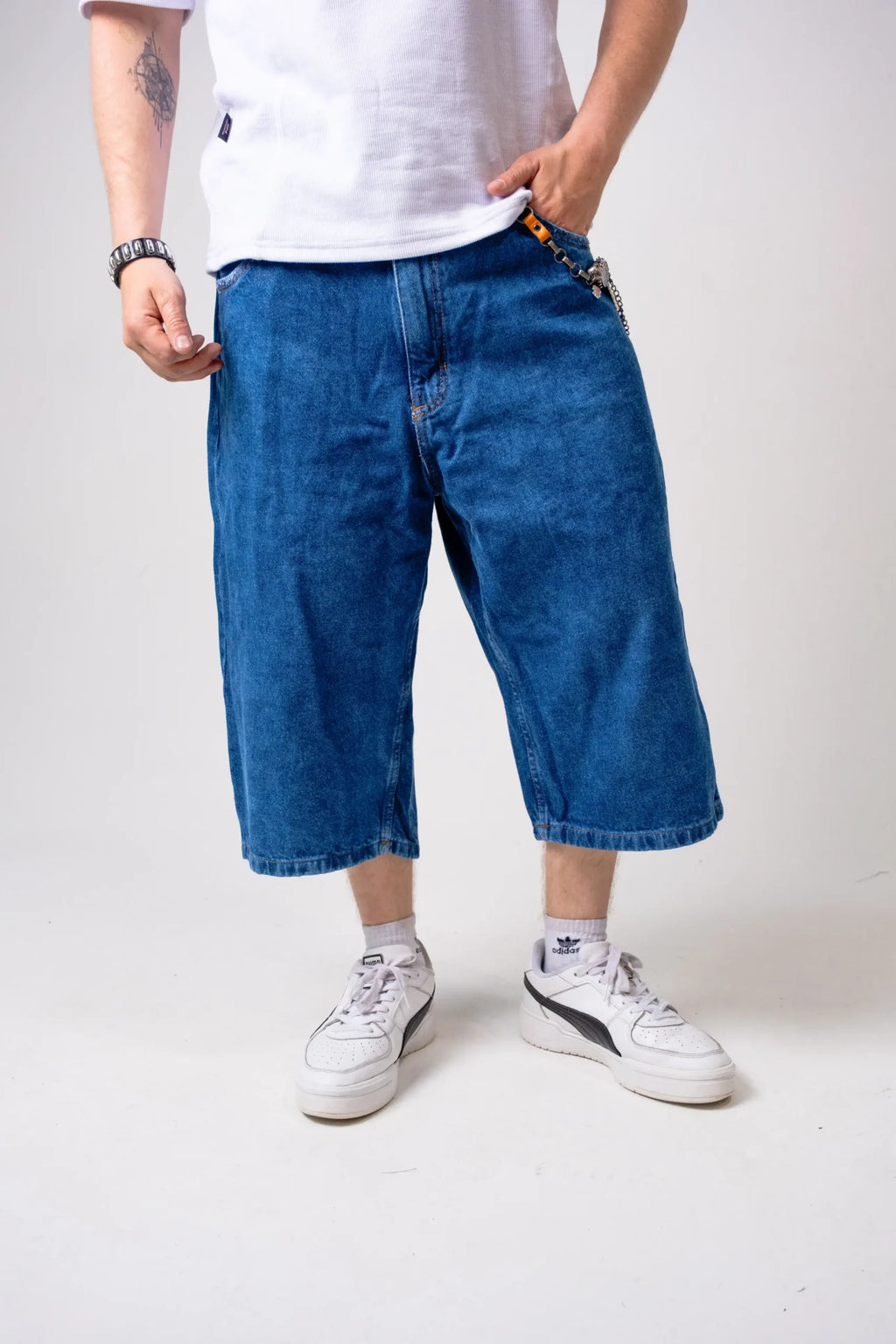 Bermuda Oversize Denim Azul Claro