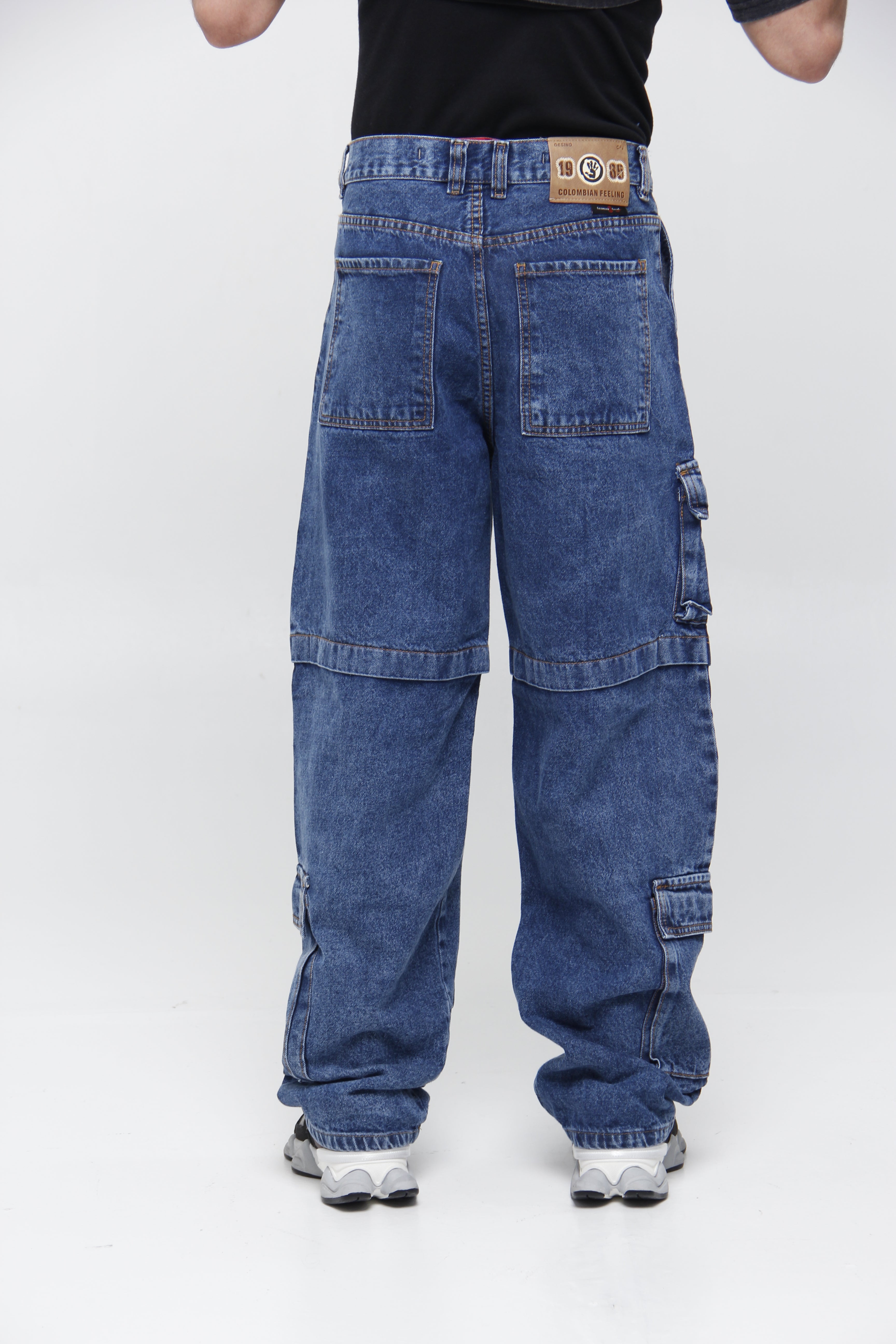 Jean Extra Cargo Azul Claro Loose Fit para Hombre - Estilo Táctico