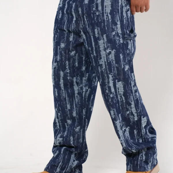 Pantalón Baggy Denim Azul con Estampado Abstracto